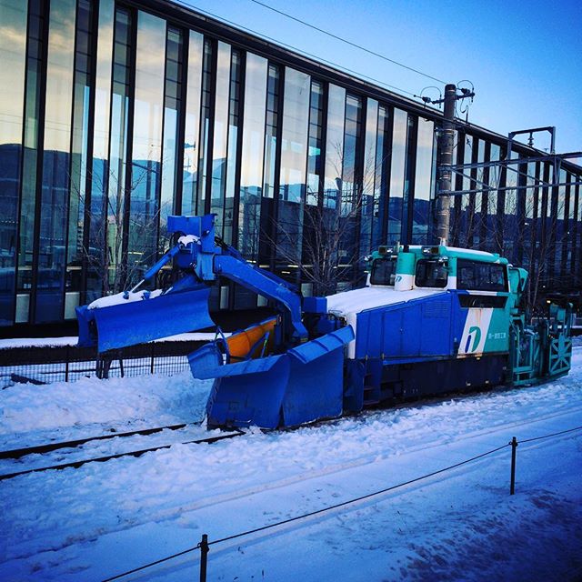 信州のとある駅にて#除雪車 #MCR #鉄道 #トレイン